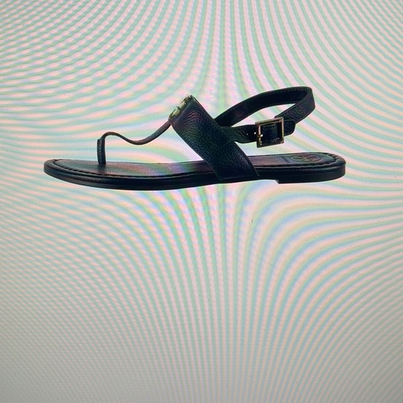 Tory Burch leather T-Strap Sandal’s.                   Navy - Picture 4 of 4